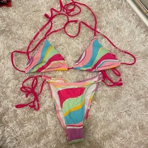White fox boutique bikini wave print